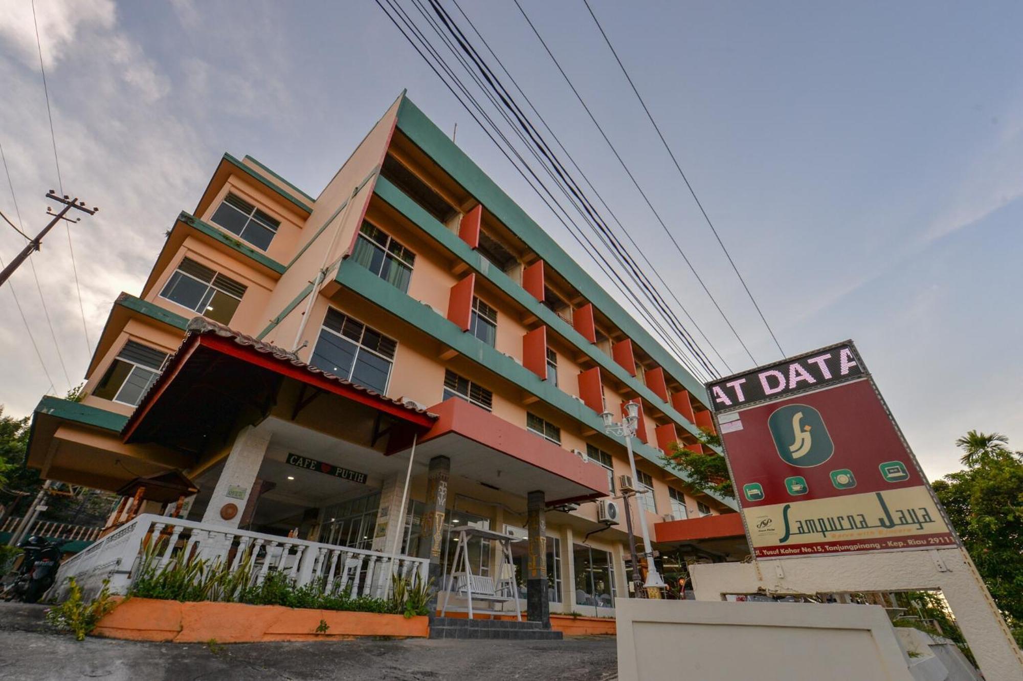 Oyo 2487 Sampurna Jaya Hotel Tanjung Pinang Exterior photo