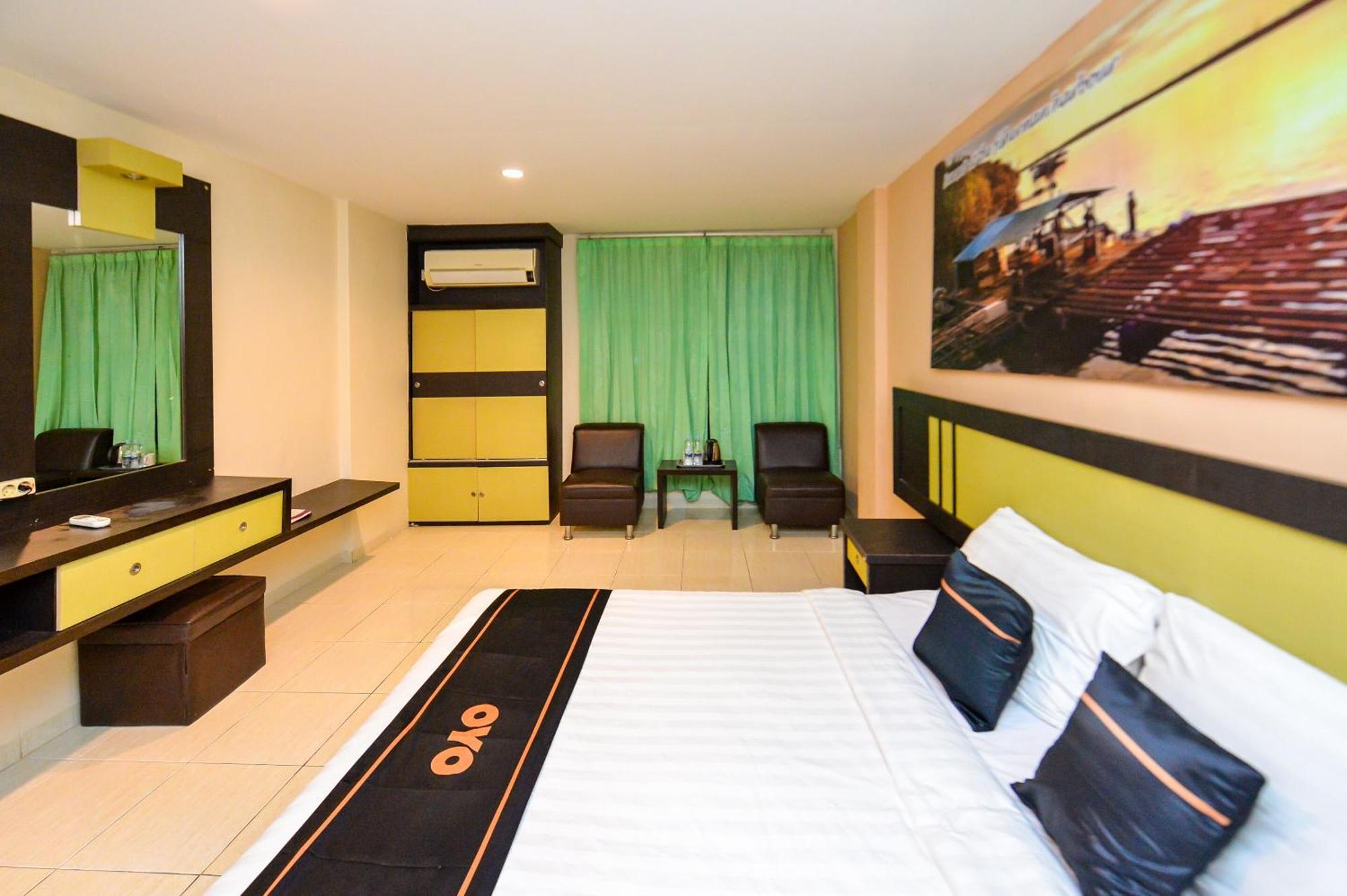 Oyo 2487 Sampurna Jaya Hotel Tanjung Pinang Exterior photo